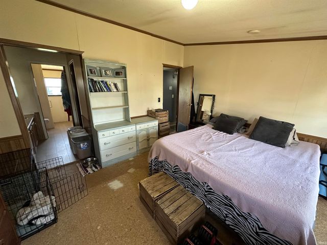 220 S Hunt Street, Greentown, IN 46936