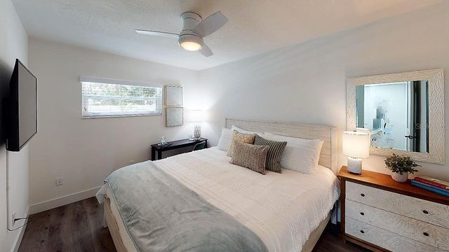 1912 MORRILL Lime, Sarasota, FL 34236