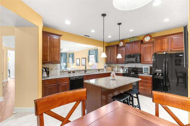 9530 SW 70TH LOOP, Ocala, FL 34481