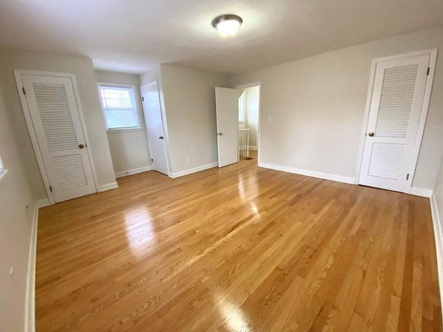 4320 Cresthill DR, Roanoke, VA 24018