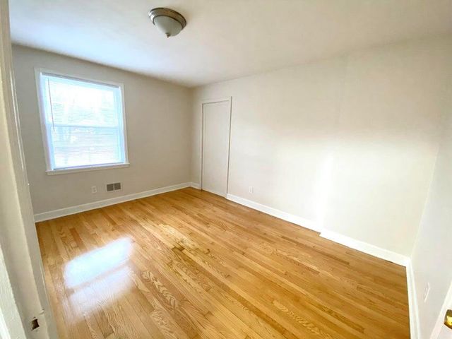 4320 Cresthill DR, Roanoke, VA 24018