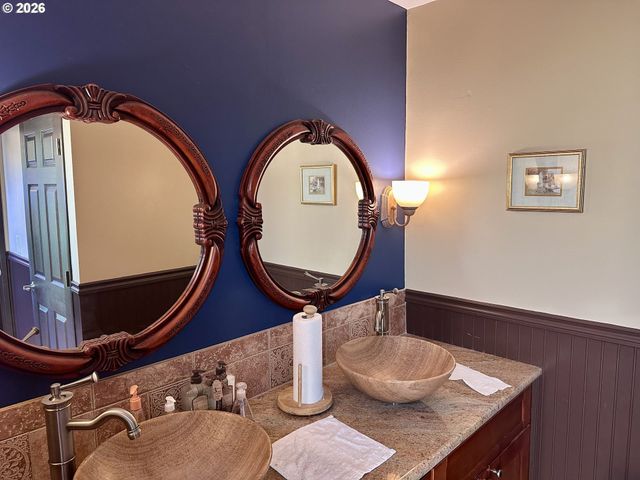 5848 Se MILWAUKIE Ave, Portland, OR 97202