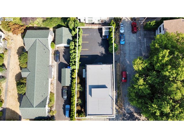 5848 Se MILWAUKIE Ave, Portland, OR 97202