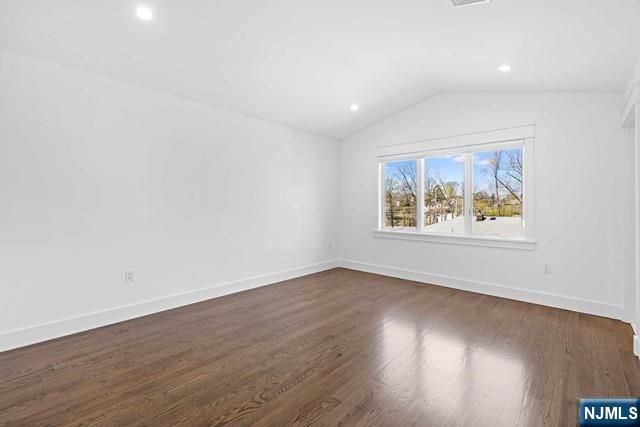 213 7th Street, Palisades Park, NJ 07650
