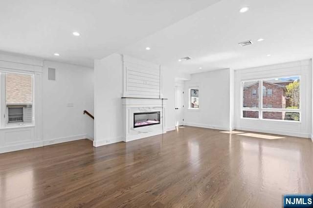 213 7th Street, Palisades Park, NJ 07650