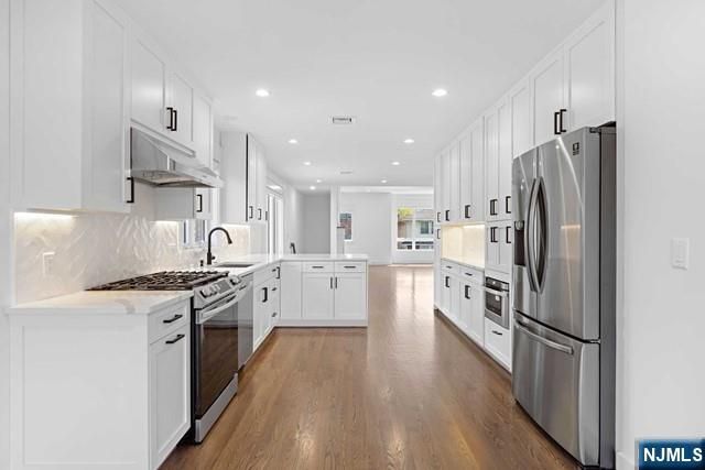 213 7th Street, Palisades Park, NJ 07650