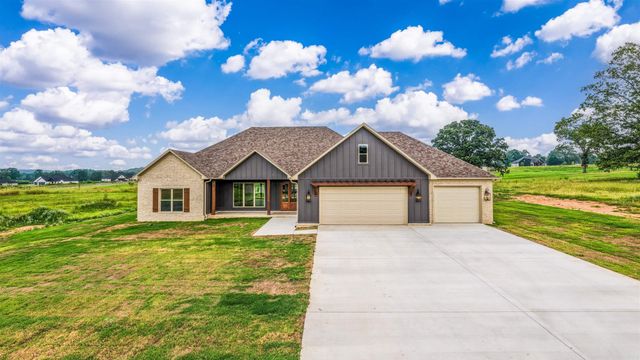 134 Republican Loop, Greenbrier, AR 72058