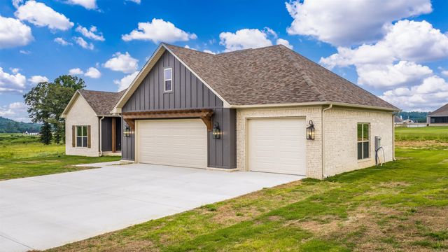 134 Republican Loop, Greenbrier, AR 72058