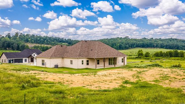 134 Republican Loop, Greenbrier, AR 72058