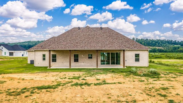 134 Republican Loop, Greenbrier, AR 72058