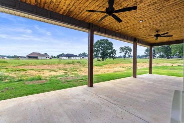 134 Republican Loop, Greenbrier, AR 72058