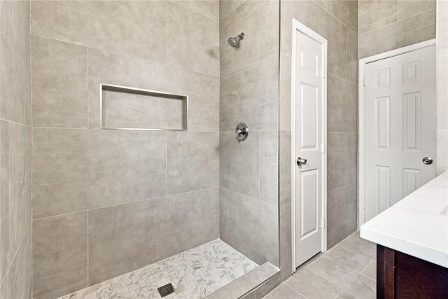 13030 Ellesmere Drive, Houston, TX 77015