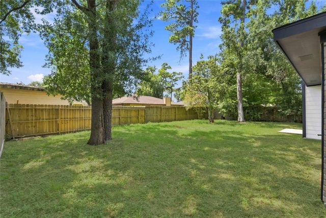 13030 Ellesmere Drive, Houston, TX 77015