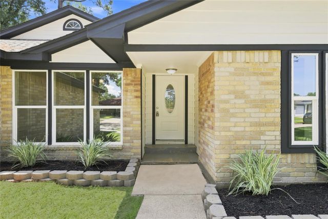 13030 Ellesmere Drive, Houston, TX 77015