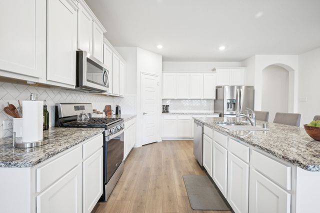 2805 Brazos Drive, Little Elm, TX 75068