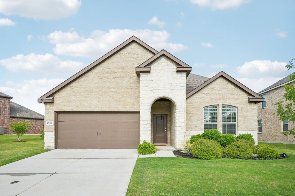 2805 Brazos Drive, Little Elm, TX 75068