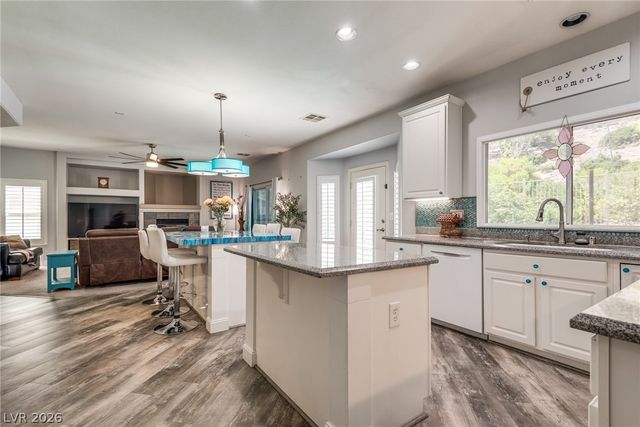 721 Descartes Avenue, Henderson, NV 89002