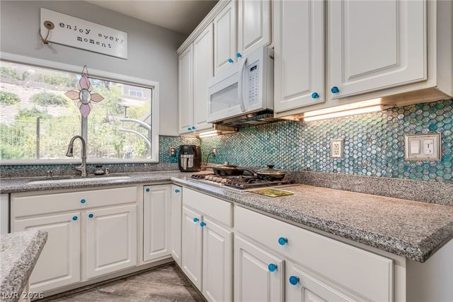 721 Descartes Avenue, Henderson, NV 89002