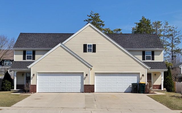 1123 White Sands COURT, West Bend, WI 53090