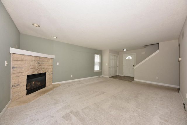 1123 White Sands COURT, West Bend, WI 53090