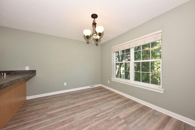 1123 White Sands COURT, West Bend, WI 53090