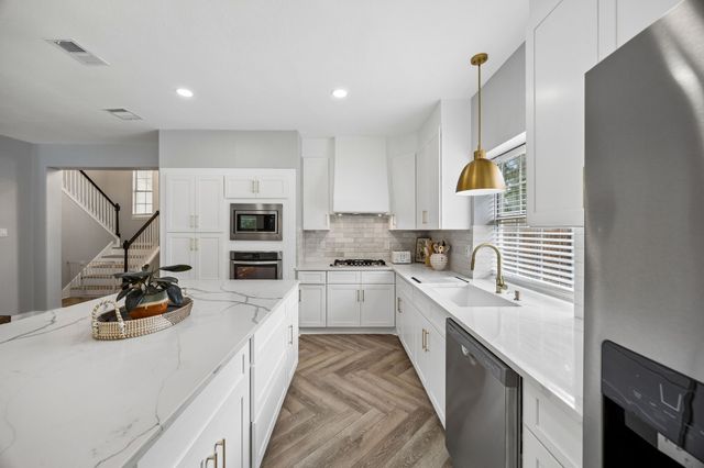 49 Cimarron Drive, Trophy Club, TX 76262