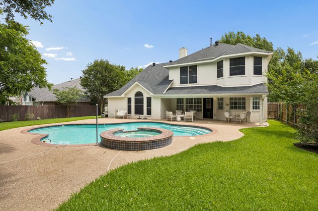 49 Cimarron Drive, Trophy Club, TX 76262