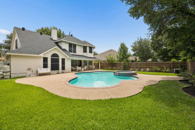 49 Cimarron Drive, Trophy Club, TX 76262
