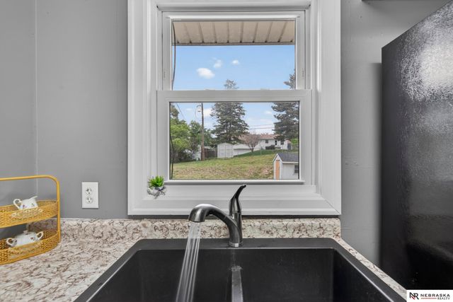 2106 Georgia Avenue, Bellevue, NE 68005