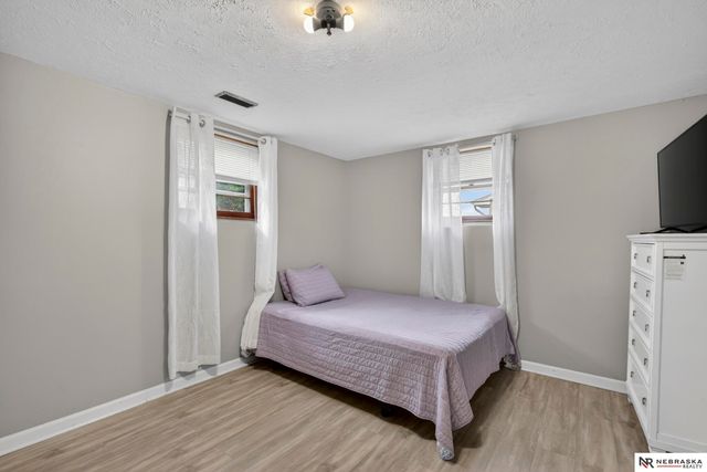 2106 Georgia Avenue, Bellevue, NE 68005