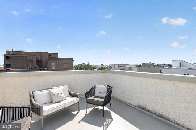 1943 E CUMBERLAND ST, Philadelphia, PA 19125