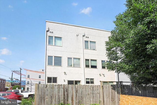 1943 E CUMBERLAND ST, Philadelphia, PA 19125