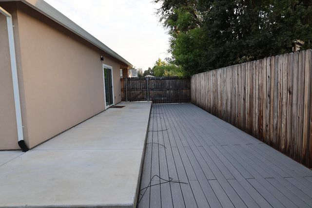 3620 Wiles Ln, Carmichael, CA 95608