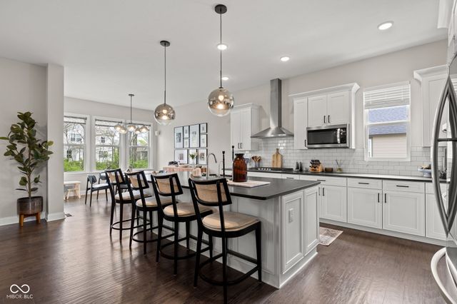 14325 Marsdale Place, Carmel, IN 46074
