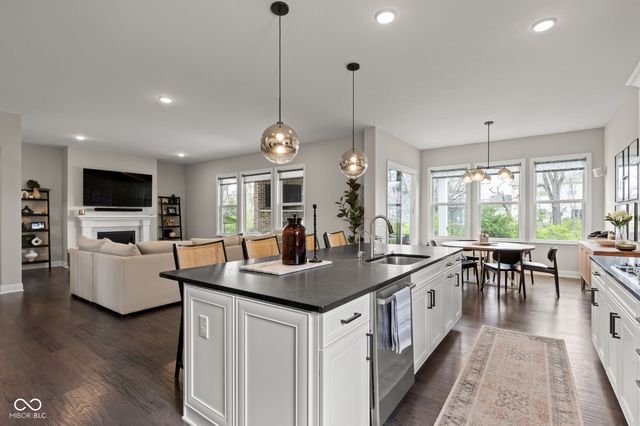 14325 Marsdale Place, Carmel, IN 46074