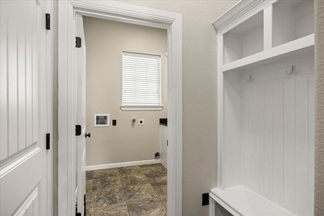 3711 Lonesome Creek Road, Granbury, TX 76049