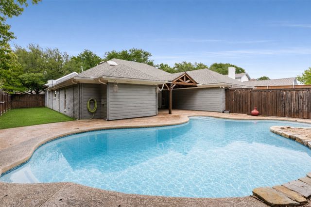 7610 Bantry, Dallas, TX 75248