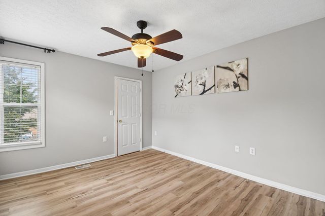 3067 Glenloch Circle, Dublin, OH 43017