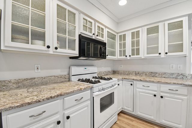 3067 Glenloch Circle, Dublin, OH 43017