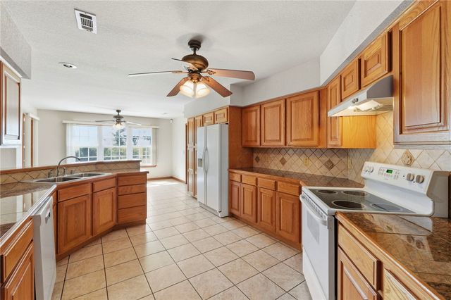 13301 L C Hickman Road, Centerton, AR 72719