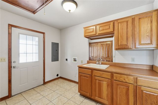 13301 L C Hickman Road, Centerton, AR 72719