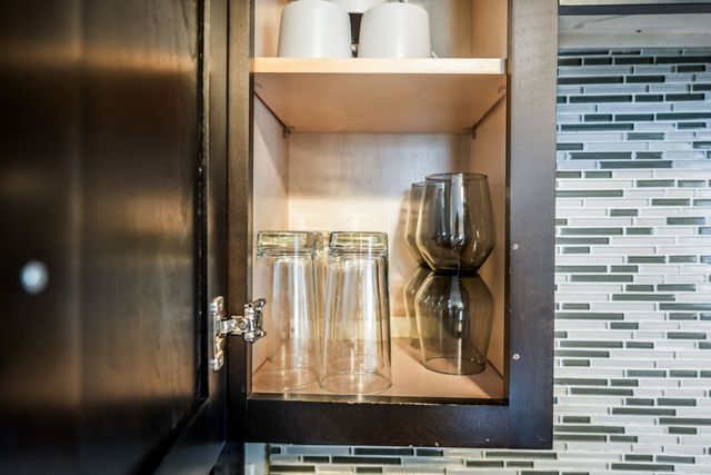 801 Hillview Hts Apt 212, Nashville, TN 37204