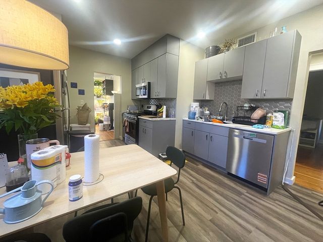 1914 Beacon 1, Boston, MA 02135