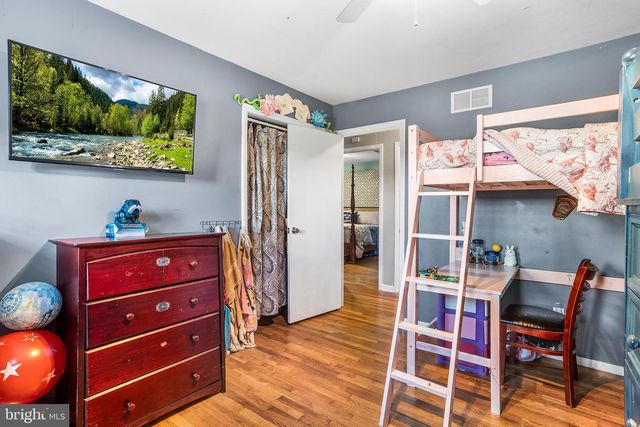 7 CHAMBERS RD, Millstone Township, NJ 08510