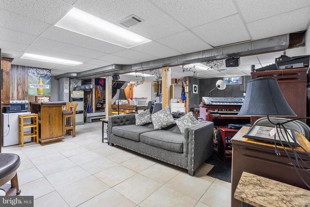 7 CHAMBERS RD, Millstone Township, NJ 08510