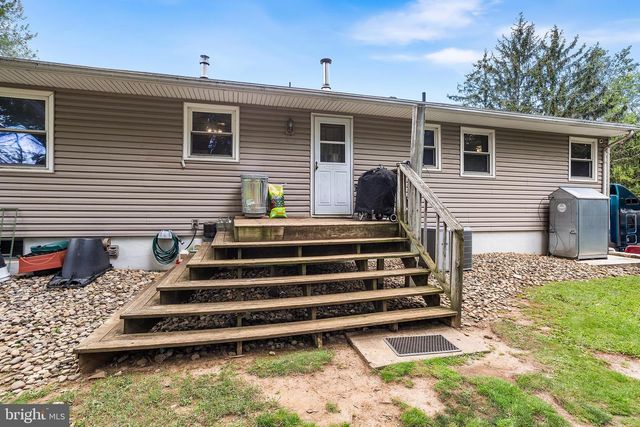 7 CHAMBERS RD, Millstone Township, NJ 08510