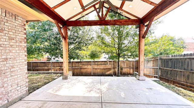 5813 Fathom Drive, Fort Worth, TX 76135