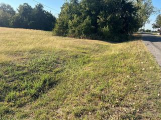 Lot 1 Block 4 W Bell ST, Bartlett, TX 76511