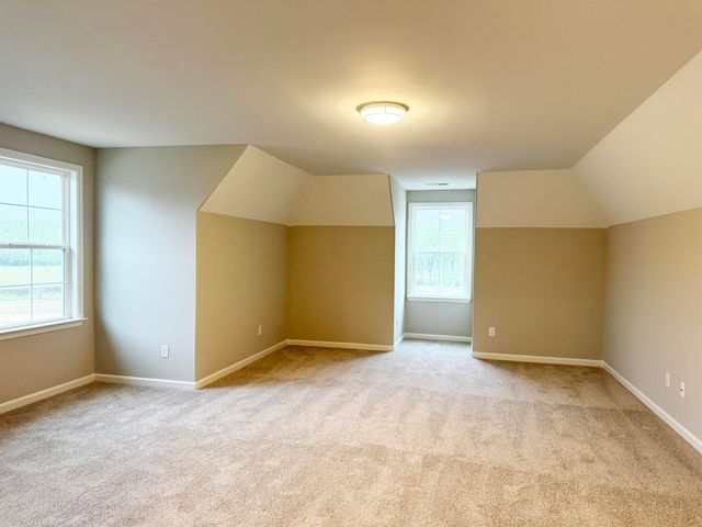 275 VALLEYVIEW LN, Oakland, TN 38060