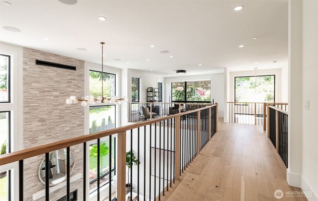 8458 NE 9th Street, Medina, WA 98039